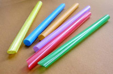 長(zhǎng)沙多家餐企被查出“三無(wú)”劣質(zhì)吸管