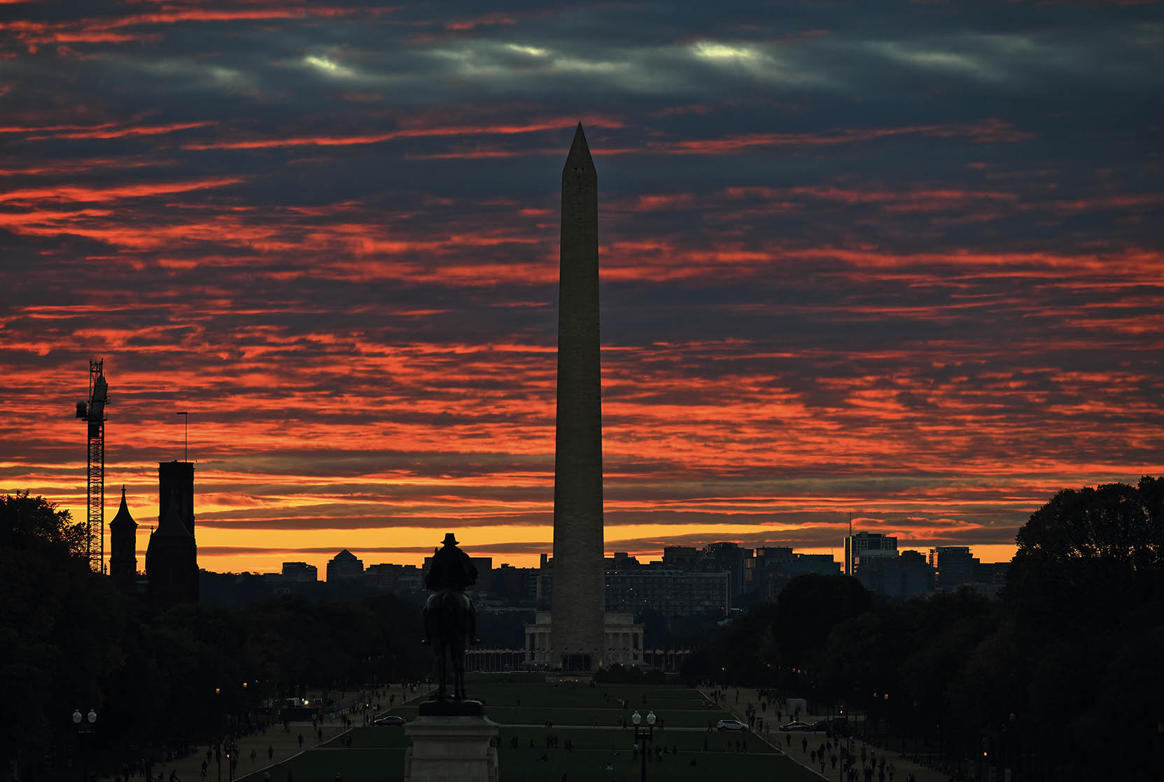 從“斬殺線”看美國：一場被承認(rèn)的結(jié)構(gòu)性風(fēng)險(xiǎn)