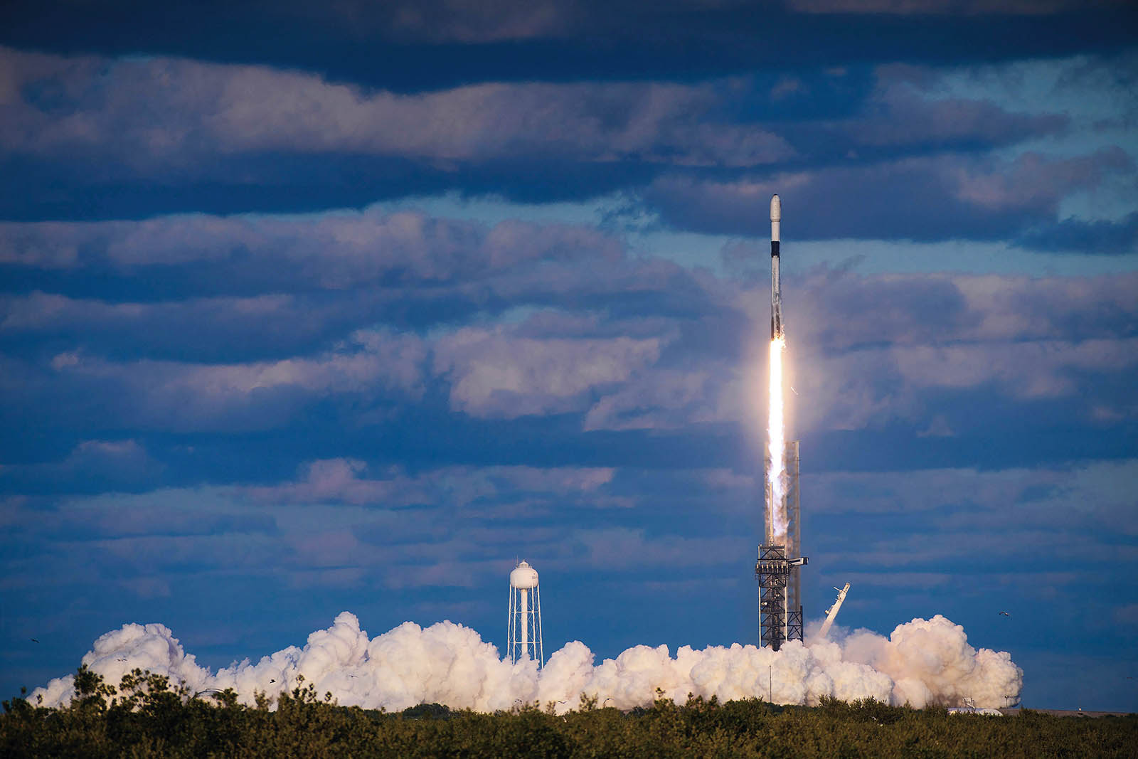 當(dāng)前軍備競賽點(diǎn)線面