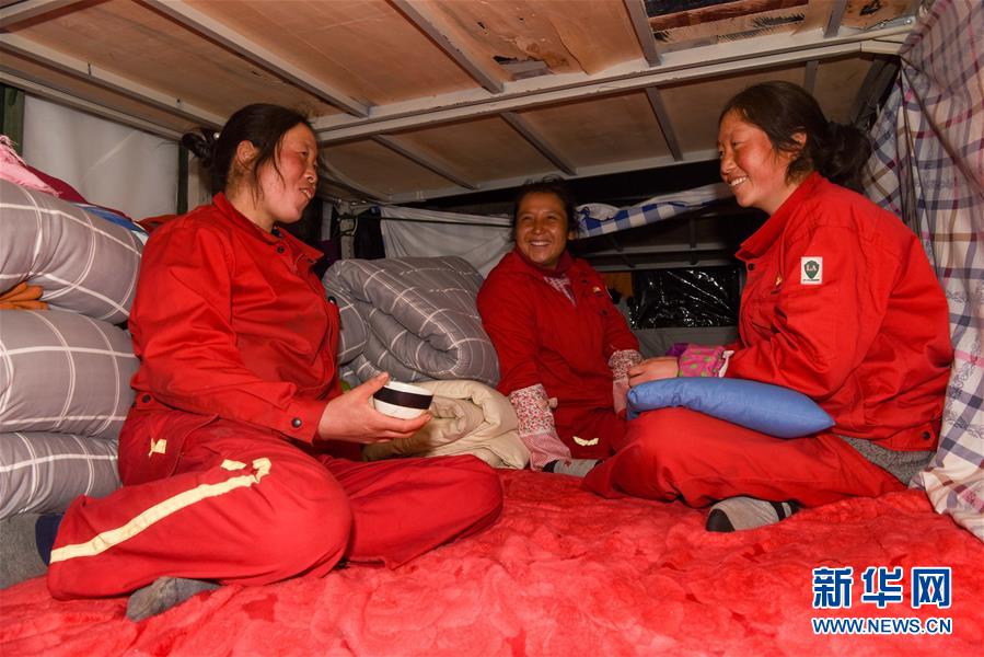 （新春走基層）（11）石油物探隊(duì)的&ldquo;女漢子&rdquo;