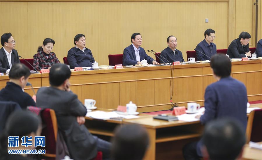 3月17日，中共中央政治局委員、中央書記處書記、中宣部部長(zhǎng)劉奇葆在北京出席中華優(yōu)秀傳統(tǒng)文化傳承發(fā)展工作座談會(huì)。 新華社記者丁林?jǐn)z