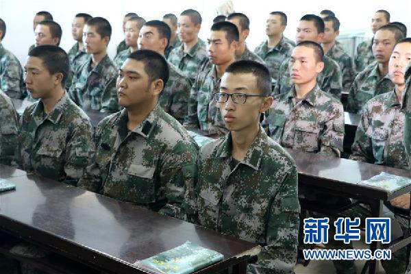 （十九大時光·圖文互動）（1）青春，在夢想的引領(lǐng)下飛揚(yáng)——來自基層蹲點(diǎn)現(xiàn)場的報(bào)道