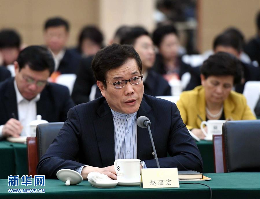 （兩會(huì)·快語(yǔ)錄）趙麗宏委員：要有中國(guó)精神，要有文化自信