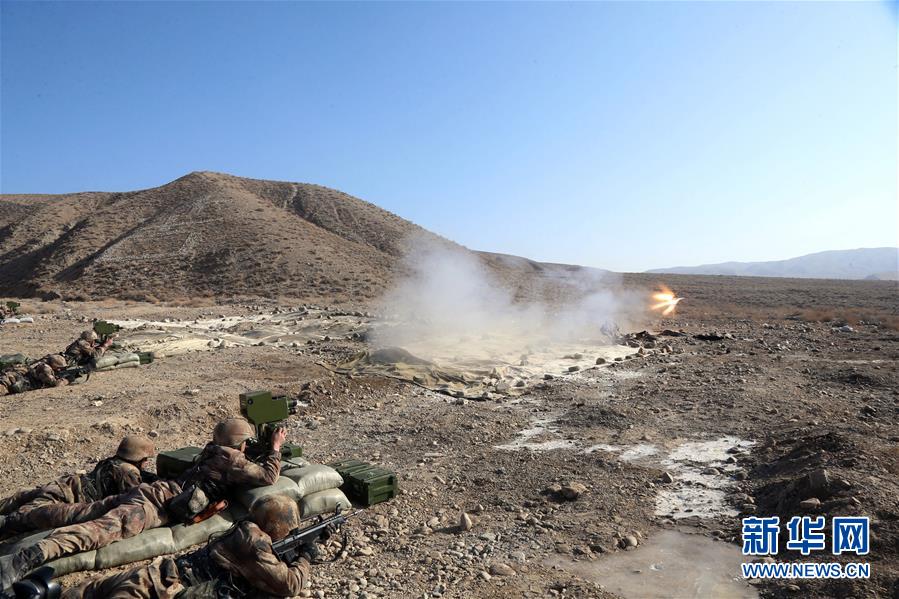 （新華全媒頭條&middot;圖文互動(dòng)）（2）備戰(zhàn)踏上新起點(diǎn)，練兵展現(xiàn)新氣象&mdash;&mdash;2018中國(guó)軍隊(duì)新年開(kāi)訓(xùn)全景大掃描