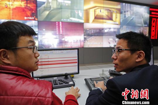 寒潮來襲上海加大對流浪、乞討等人員救助力度