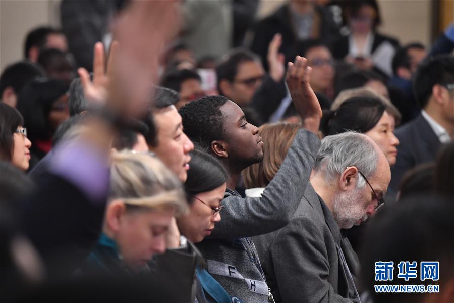 （兩會(huì)&middot;XHDW）（8）外交部部長(zhǎng)王毅就&ldquo;中國(guó)的外交政策和對(duì)外關(guān)系&rdquo;答記者問