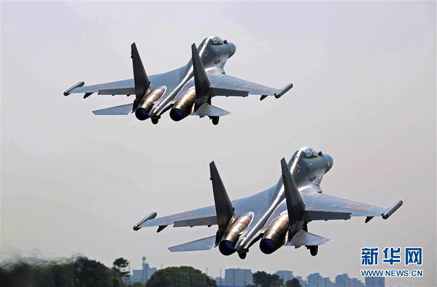 （新華全媒頭條·圖文互動）（5）戰(zhàn)鷹，為祖國奮飛——記空軍航空兵某旅旅長、特級飛行員郝井文