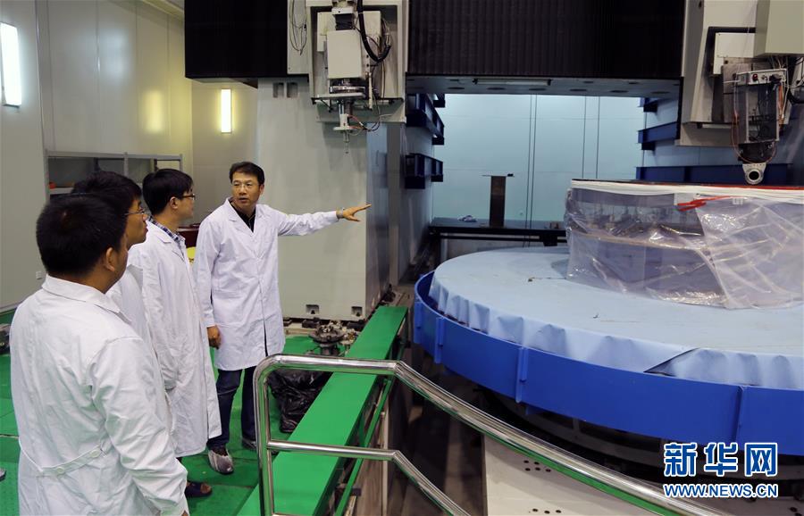 （新華全媒頭條&middot;圖文互動(dòng)）（5）追光者&mdash;&mdash;&ldquo;長光人&rdquo;的報(bào)國故事 