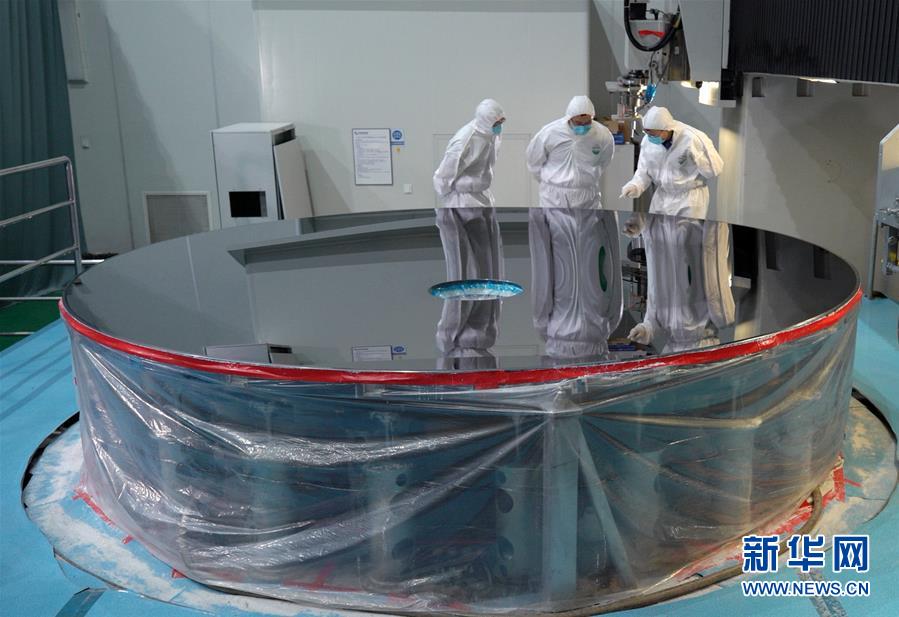 （新華全媒頭條&middot;圖文互動(dòng)）（6）追光者&mdash;&mdash;&ldquo;長光人&rdquo;的報(bào)國故事 