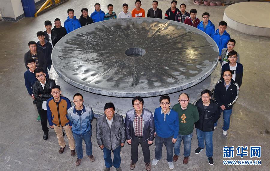 （新華全媒頭條&middot;圖文互動(dòng)）（7）追光者&mdash;&mdash;&ldquo;長光人&rdquo;的報(bào)國故事 