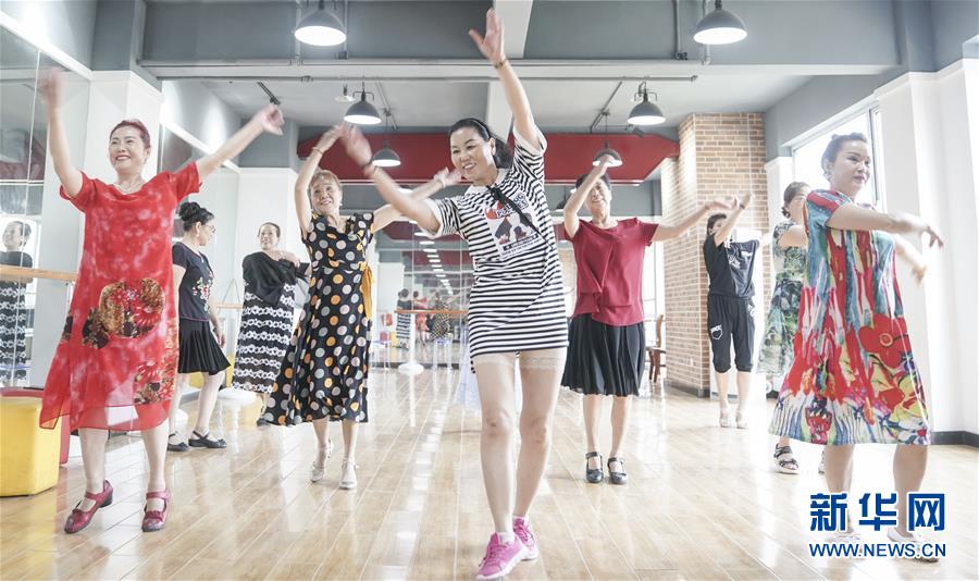 （習近平的民生關切事&middot;圖文互動）（5）為了夢圓安居，創(chuàng)造幸福生活&mdash;&mdash;習近平總書記牽掛的民生事之&ldquo;住有所居&rdquo;篇