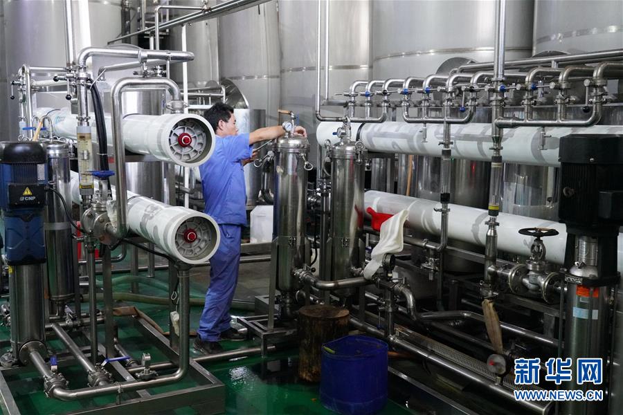 （在習近平新時代中國特色社會主義思想指引下——新時代新作為新篇章·總書記關(guān)心的百姓身邊事·圖文互動）（1）大污染變身“大寶藏”：治理畜禽糞污，他們這樣干！