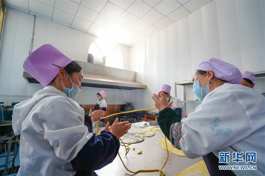 （新華全媒頭條&middot;決戰(zhàn)決勝脫貧攻堅(jiān)&middot;圖文互動(dòng)）（9）以沖刺的狀態(tài)跑出決勝的姿態(tài)&mdash;&mdash;&ldquo;三區(qū)三州&rdquo;甘肅深貧區(qū)脫貧攻堅(jiān)報(bào)告