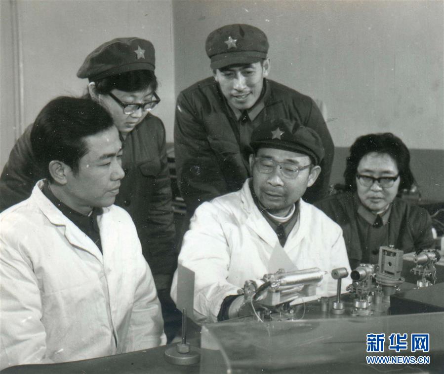 （愛國情 奮斗者·圖文互動(dòng)）（1）永不停轉(zhuǎn)的“陀螺”——追記中國工程院院士、國防科技大學(xué)教授高伯龍