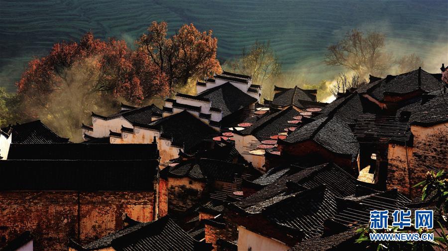 （圖文互動）（10）鄉(xiāng)村攝影師、鄉(xiāng)村“模特”、民宿店主——鄉(xiāng)村旅游推動婺源農(nóng)民生活方式發(fā)生新變化