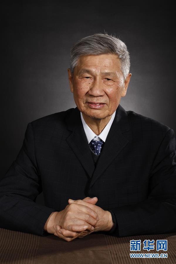 （今日關(guān)注·科技獎(jiǎng)勵(lì)大會(huì)·圖文互動(dòng)）（1）曾慶存：勇攀氣象科學(xué)之巔，他讓天氣預(yù)報(bào)越來越精準(zhǔn)