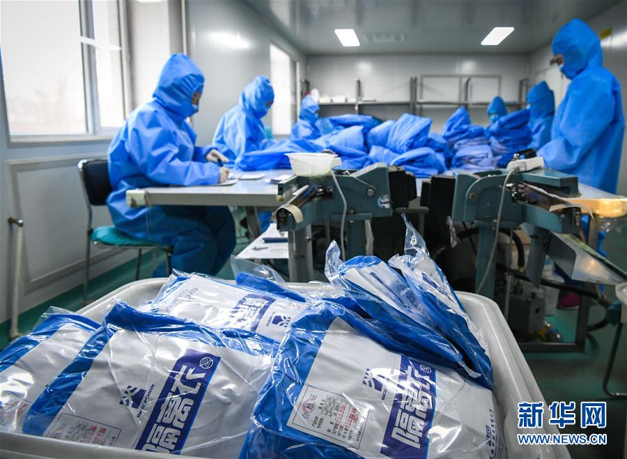 （在習(xí)近平新時代中國特色社會主義思想指引下&mdash;&mdash;新時代新作為新篇章&middot;習(xí)近平總書記關(guān)切事&middot;圖文互動）（3）不放松！&mdash;&mdash;各地努力抓緊抓實抓細疫情防控