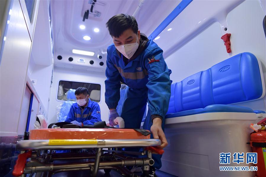 （在習(xí)近平新時代中國特色社會主義思想指引下&mdash;&mdash;新時代新作為新篇章&middot;習(xí)近平總書記關(guān)切事&middot;圖文互動）（8）不放松！&mdash;&mdash;各地努力抓緊抓實抓細疫情防控