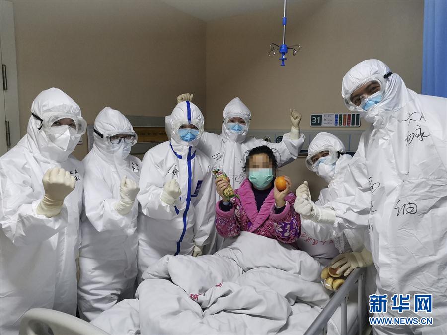 （在習(xí)近平新時代中國特色社會主義思想指引下&mdash;&mdash;新時代新作為新篇章&middot;習(xí)近平總書記關(guān)切事&middot;圖文互動）（10）不放松！&mdash;&mdash;各地努力抓緊抓實抓細疫情防控