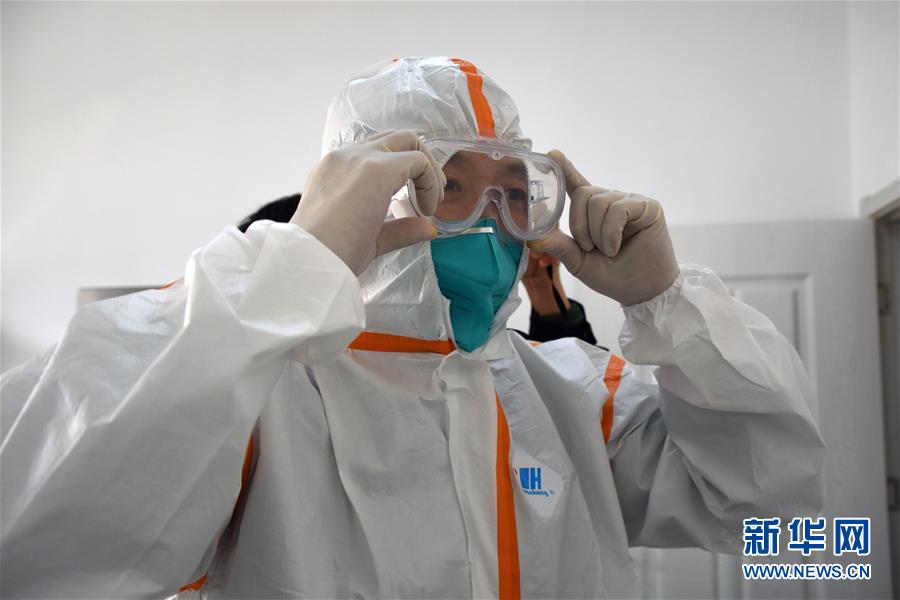 （一線抗疫群英譜&middot;圖文互動）（4）紅區(qū)&ldquo;擺渡人&rdquo;