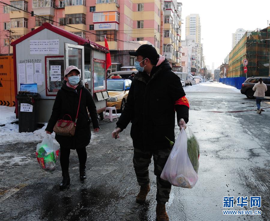 （聚焦疫情防控&middot;圖文互動）（1）不知你是誰，知你為了誰&mdash;&mdash;社區(qū)戰(zhàn)&ldquo;疫&rdquo;志愿者群像