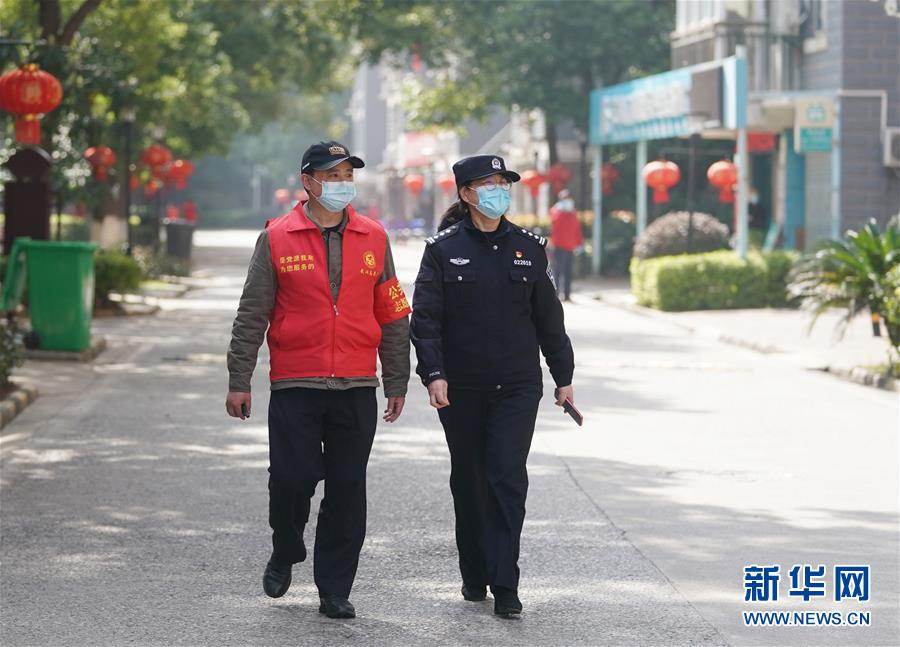 （新華全媒頭條）（4）在大考中交出合格答卷——習(xí)近平總書記湖北武漢考察為打贏湖北保衛(wèi)戰(zhàn)、武漢保衛(wèi)戰(zhàn)指明方向