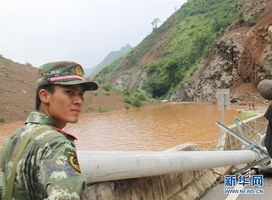 （為了民族復(fù)興&middot;英雄烈士譜&middot;圖文互動）謝樵：為救援泅渡堰塞湖，犧牲時只有24歲