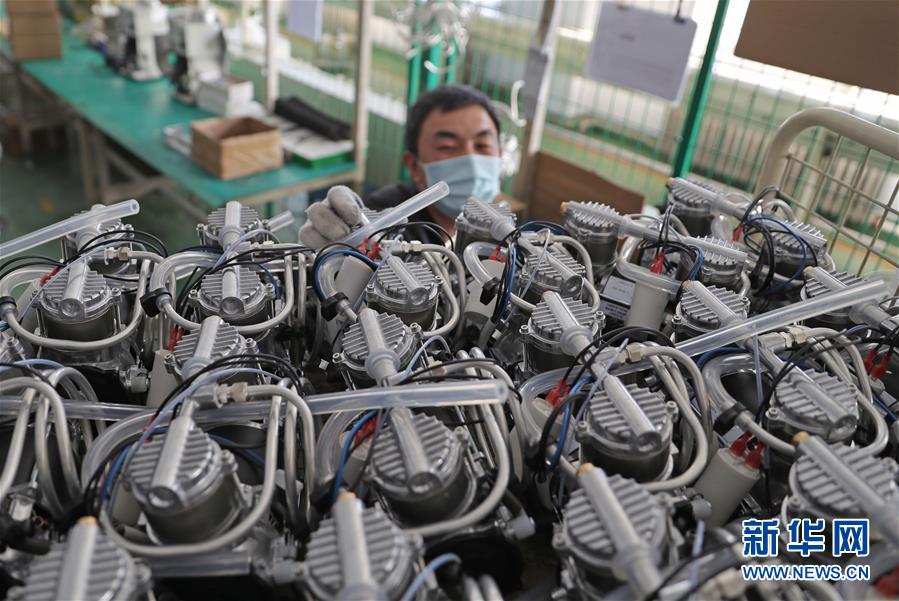（聚焦疫情防控·圖文互動）（10）團結起來！我們萬眾一心！——中國抗疫人民力量的生動實踐