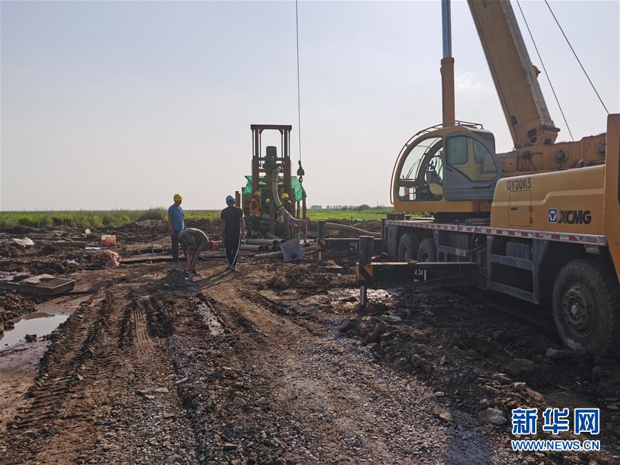 (在習(xí)近平新時(shí)代中國(guó)特色社會(huì)主義思想指引下——新時(shí)代新作為新篇章·習(xí)近平總書(shū)記關(guān)切事·圖文互動(dòng))(4)激發(fā)每個(gè)經(jīng)濟(jì)“細(xì)胞”的活力——千方百計(jì)把市場(chǎng)主體保護(hù)好