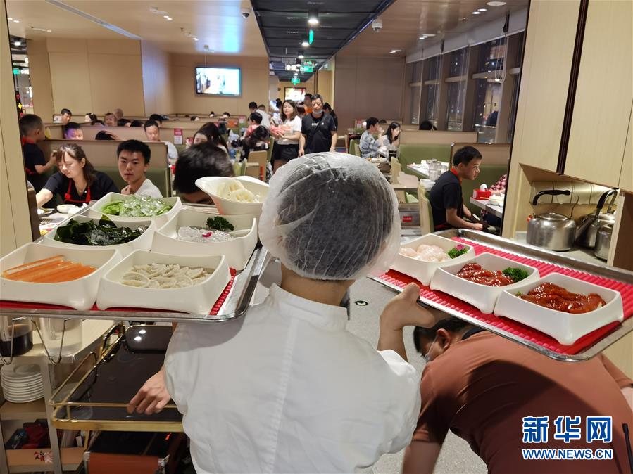 （在習(xí)近平新時代中國特色社會主義思想指引下——新時代新作為新篇章·習(xí)近平總書記關(guān)切事·圖文互動）（2）珍惜盤中餐，狠剎浪費(fèi)風(fēng)——各地積極行動堅決制止餐飲浪費(fèi)