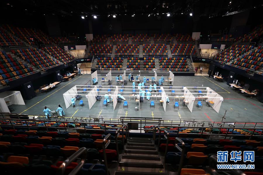 （圖文互動）（1）&ldquo;身為醫(yī)護(hù)人員一分子，應(yīng)該出來幫忙&rdquo;&mdash;&mdash;參與新冠病毒社區(qū)檢測的香港醫(yī)護(hù)人員速寫