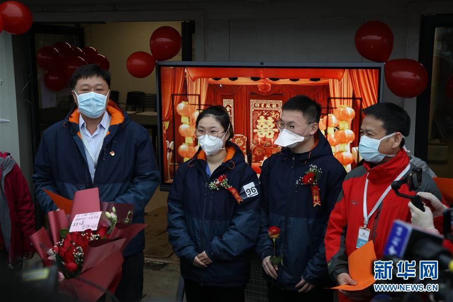 （抗疫一線醫(yī)務人員英雄群體·圖文互動）（5）合力護航生命之舟——遼寧、上海、廣東等醫(yī)療隊聯(lián)手決戰(zhàn)雷神山