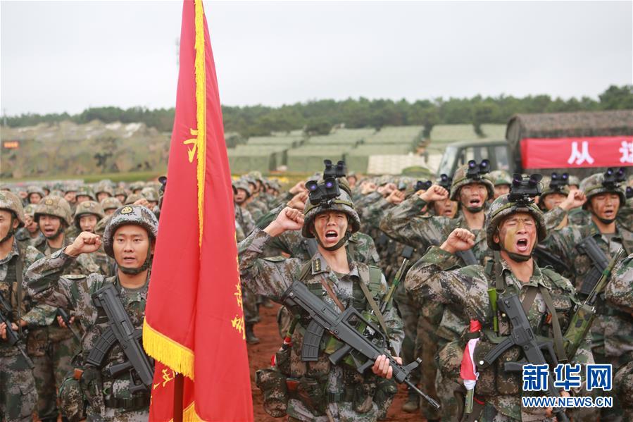 （在習近平強軍思想指引下·我們在戰(zhàn)位報告·圖文互動）（1）千里移防，鐵心跟黨走——南部戰(zhàn)區(qū)陸軍第75集團軍某紅軍旅政治建軍、練兵備戰(zhàn)記事