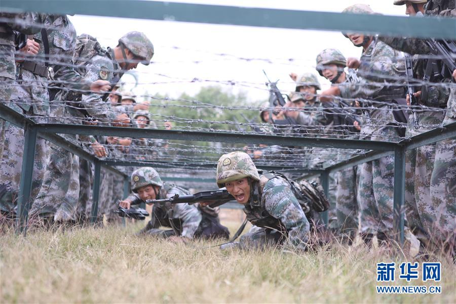 （在習近平強軍思想指引下·我們在戰(zhàn)位報告·圖文互動）（3）千里移防，鐵心跟黨走——南部戰(zhàn)區(qū)陸軍第75集團軍某紅軍旅政治建軍、練兵備戰(zhàn)記事