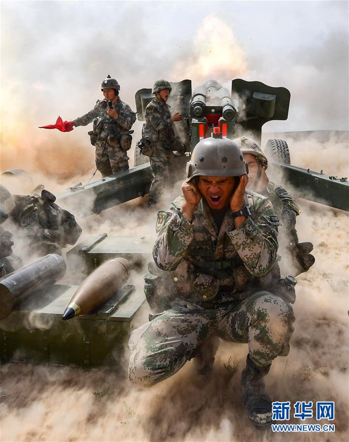 （新華全媒頭條·圖文互動）（9）沿著中國特色強(qiáng)軍之路闊步前進(jìn)——黨中央、中央軍委領(lǐng)導(dǎo)推進(jìn)國防和軍隊建設(shè)70年紀(jì)實