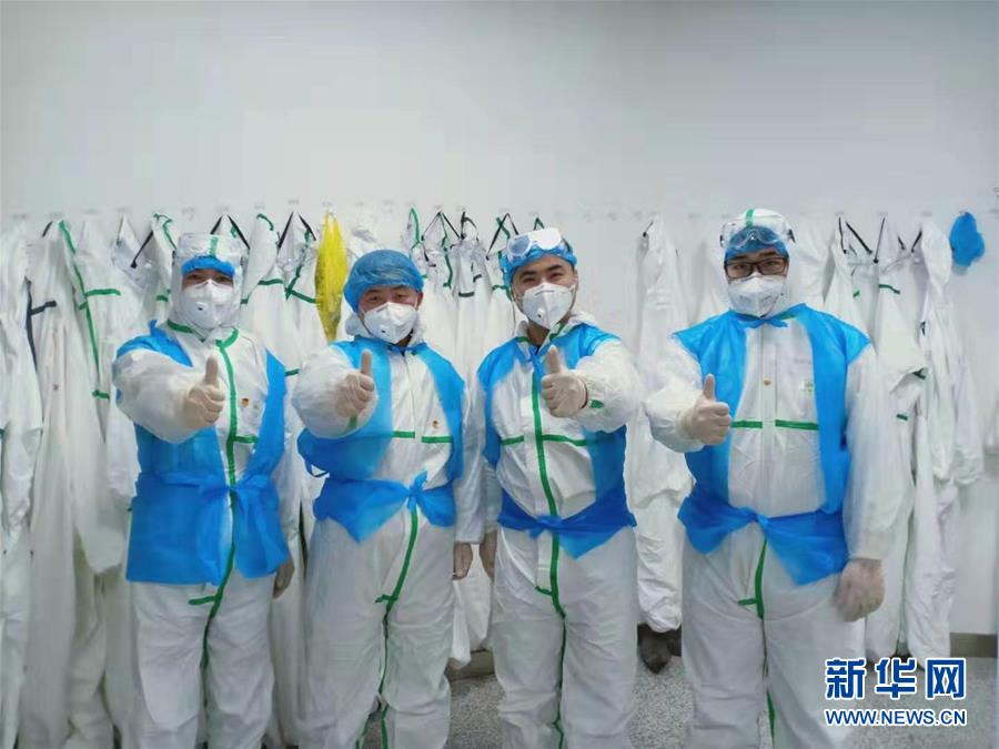 （習(xí)近平致敬的戰(zhàn)&ldquo;疫&rdquo;英雄&middot;志愿者篇&middot;圖文互動(dòng)）（2）他們，微光成炬照征程