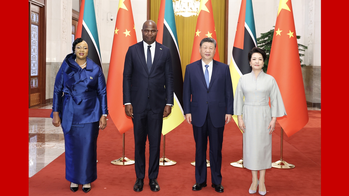 習(xí)近平同莫桑比克總統(tǒng)查波會(huì)談