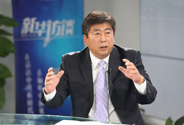 最根本的就是錢從哪里來、人往哪里去。