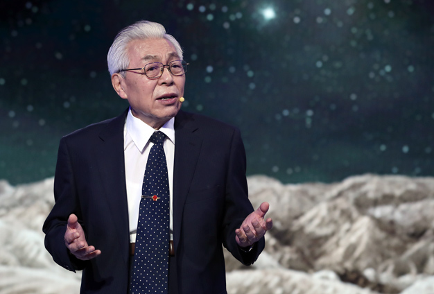 雖然已經(jīng)84歲了，但我還會(huì)加倍努力。