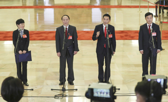 邱賽珍、張蜀新、潘克剛、李新民代表接受采訪
