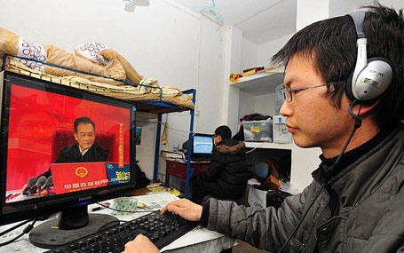 2010年網(wǎng)友關(guān)注溫家寶總理接受中國政府網(wǎng)、新華網(wǎng)聯(lián)合專訪