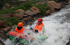 紹興新昌虎尾峽漂流