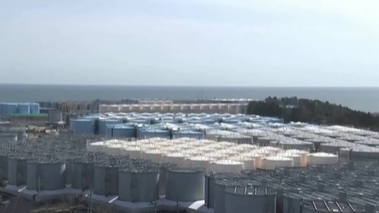 日本政府決定排福島核廢水入海：日本副首相語出驚人——核廢水能喝！