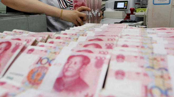 人民幣為何暴跌？對老百姓生活到底有何影響？