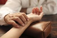 【健康解碼】中醫(yī)藥如何治療股骨頭壞死？