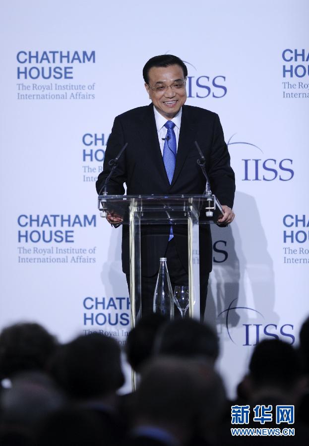 6月18日，國務(wù)院總理李克強在倫敦金融城市長官邸面向英國皇家國際問題研究所和國際戰(zhàn)略研究所兩大智庫發(fā)表題為《共建包容發(fā)展的美好世界》的演講。新華社記者 張鐸 攝 