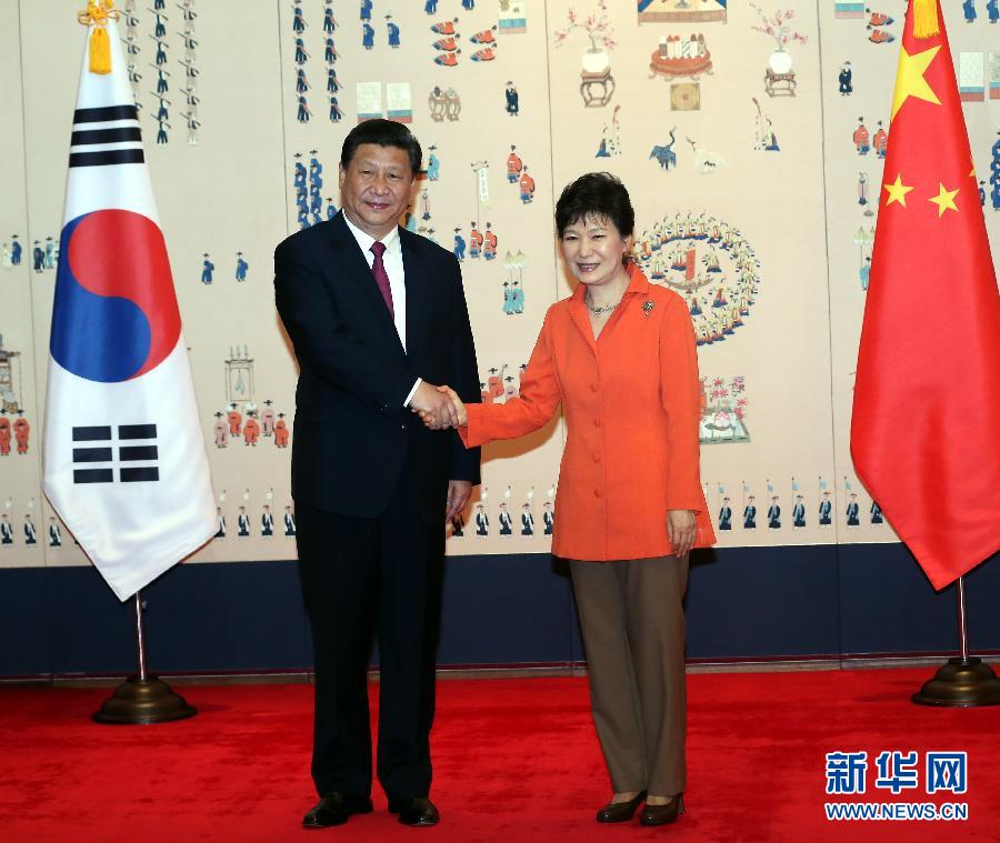 7月3日，國(guó)家主席習(xí)近平在首爾同韓國(guó)總統(tǒng)樸槿惠舉行會(huì)談。新華社記者 蘭紅光 攝