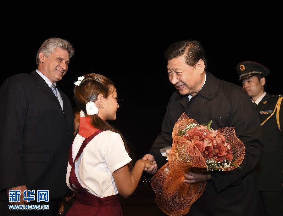 當(dāng)?shù)貢r(shí)間7月21日晚9時(shí)許，國家主席習(xí)近平乘坐的專機(jī)抵達(dá)哈瓦那何塞·馬蒂國際機(jī)場，開始對古巴進(jìn)行國事訪問。新華社記者李學(xué)仁攝