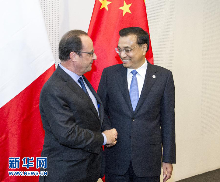 10月16日，中國國務(wù)院總理李克強在米蘭會見法國總統(tǒng)奧朗德。新華社記者 王曄 攝 