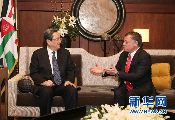 11月9日，正在約旦進(jìn)行正式友好訪問的全國政協(xié)主席俞正聲在安曼會(huì)見約旦國王阿卜杜拉二世。 新華社記者 劉衛(wèi)兵 攝 